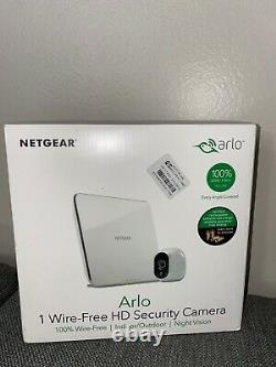 Arlo by NETGEAR Security System with 1 Wi-Fi HD Camera (Vms3130-100nas)