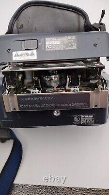 Sony DCR-TRV530 Digital8 Hi8 Video8 8mm Camcorder Bundle Tested Working NICE